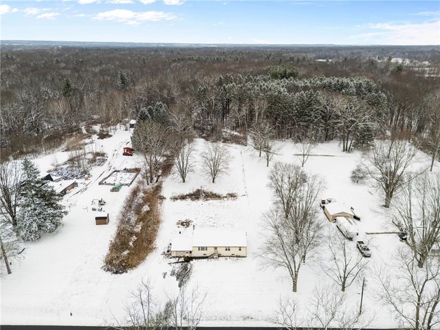 2466 Reed Road, Waterloo, NY 13165