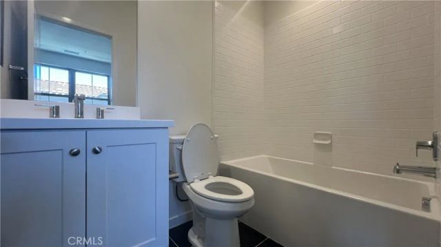 110 Sunnyside, Irvine, CA 92618