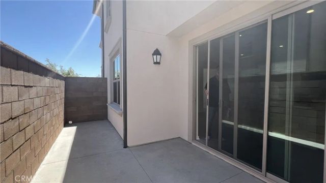110 Sunnyside, Irvine, CA 92618