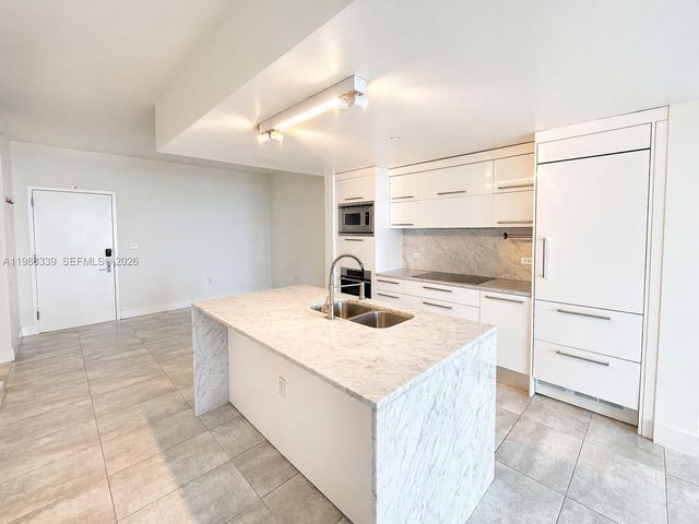 900 Biscayne Blvd 1704, Miami, FL 33132