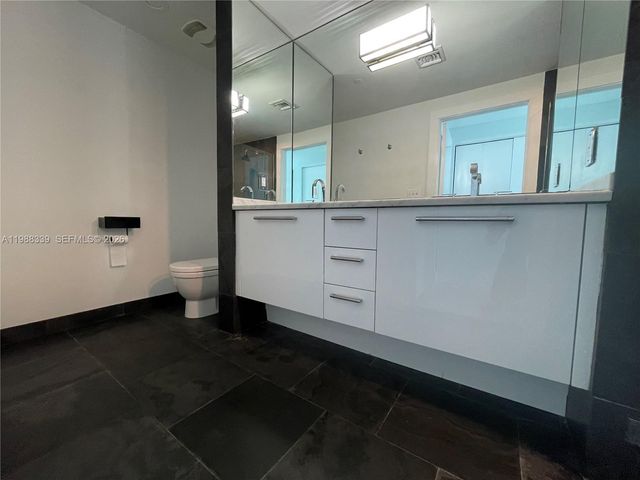 900 Biscayne Blvd 1704, Miami, FL 33132