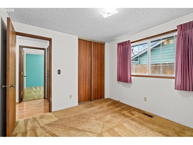 2276 B St, Hubbard, OR 97032