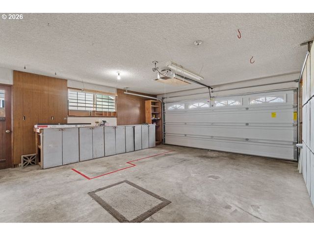 2276 B St, Hubbard, OR 97032