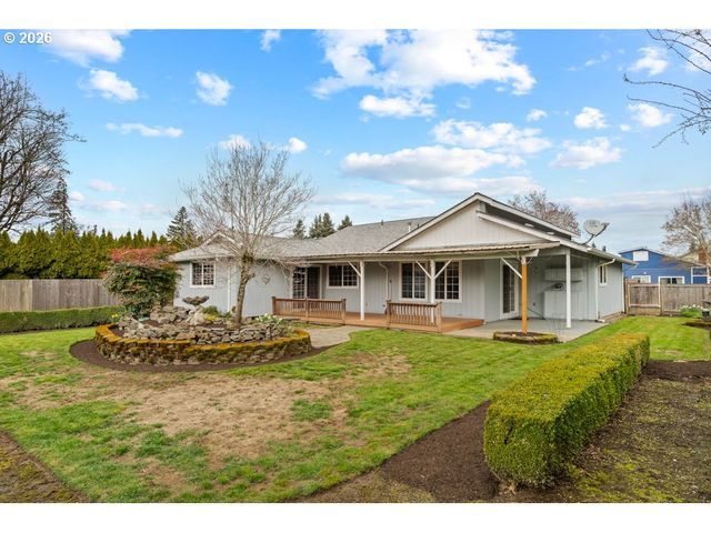 2276 B St, Hubbard, OR 97032