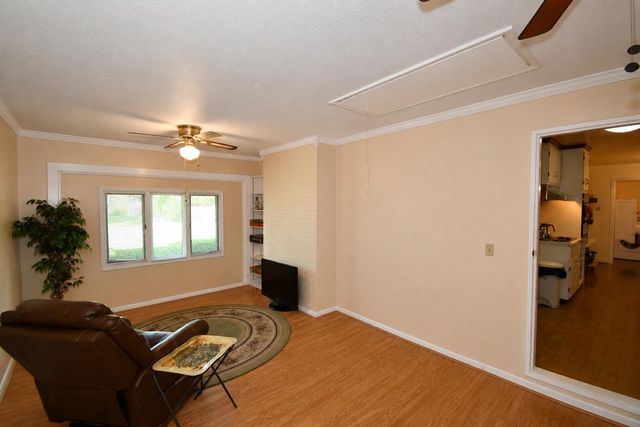 632 Nakomi Drive, Lexington, KY 40503