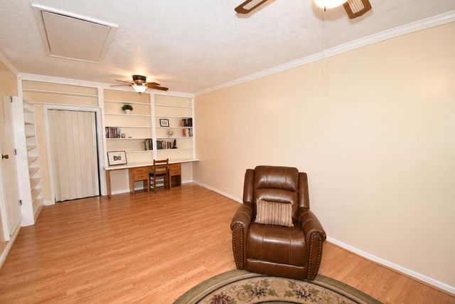 632 Nakomi Drive, Lexington, KY 40503