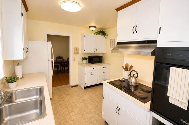 632 Nakomi Drive, Lexington, KY 40503