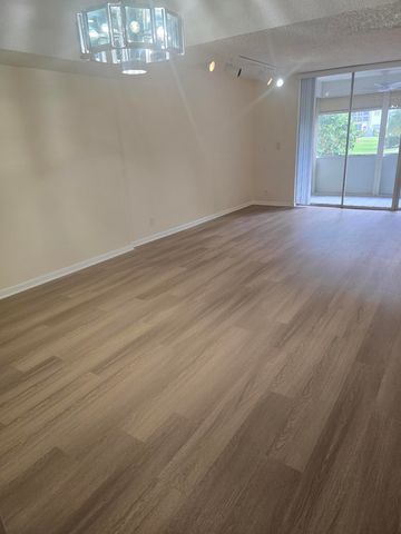 3286 Arcara Way 113, Lake Worth, FL 33467