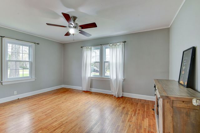 3007 E Beaumont Street, Springfield, MO 65804