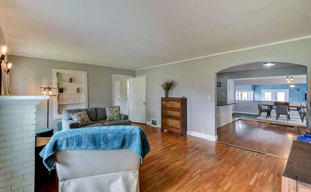 3007 E Beaumont Street, Springfield, MO 65804