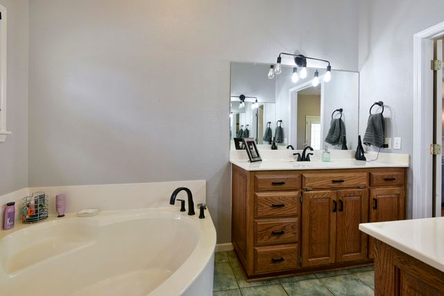 3007 E Beaumont Street, Springfield, MO 65804