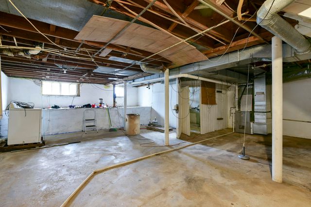 3007 E Beaumont Street, Springfield, MO 65804