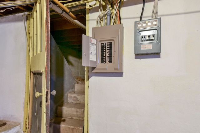 3007 E Beaumont Street, Springfield, MO 65804