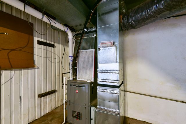 3007 E Beaumont Street, Springfield, MO 65804