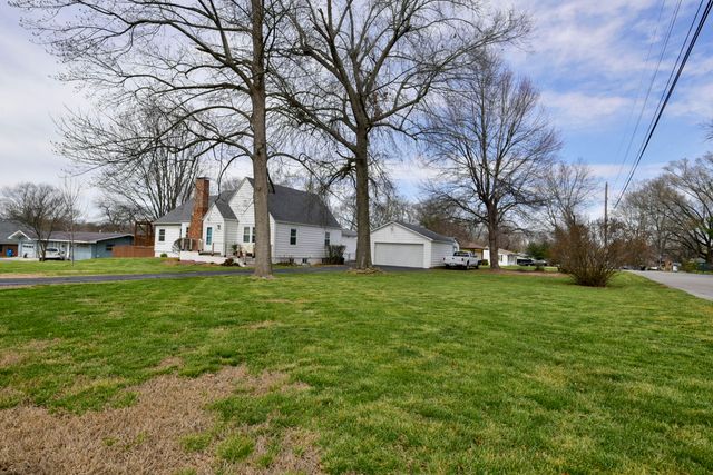 3007 E Beaumont Street, Springfield, MO 65804