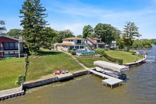 183 Riverside Island Drive, Fox Lake, IL 60020