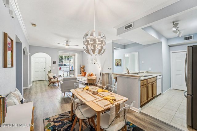 10075 GATE Parkway N 2203, Jacksonville, FL 32246