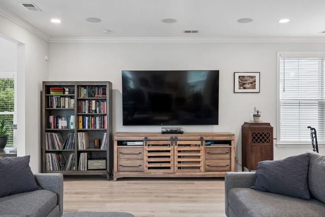 1135 Oak Bluff Avenue, Charleston, SC 29492