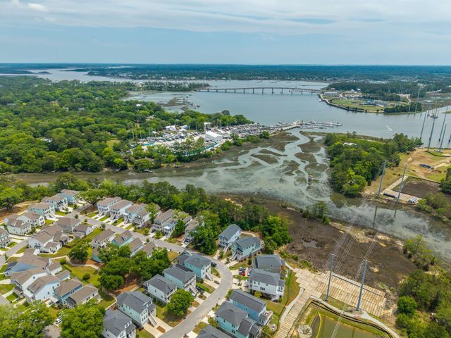 1135 Oak Bluff Avenue, Charleston, SC 29492