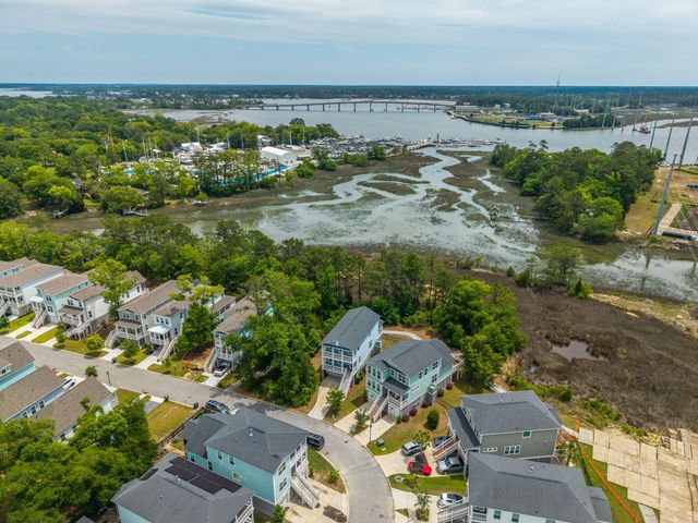 1135 Oak Bluff Avenue, Charleston, SC 29492