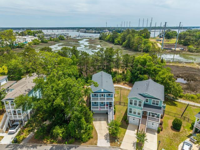 1135 Oak Bluff Avenue, Charleston, SC 29492