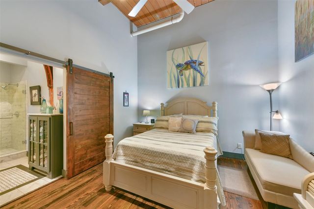 2400 Mechanic Street 503, Galveston, TX 77550