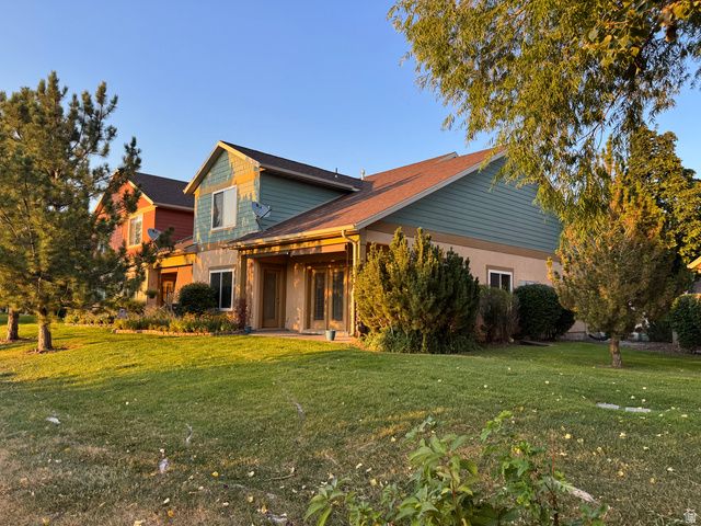 769 N WILLOW GREEN WAY, Farmington, UT 84025