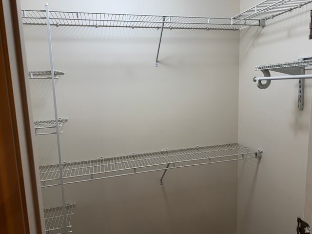 769 N WILLOW GREEN WAY, Farmington, UT 84025