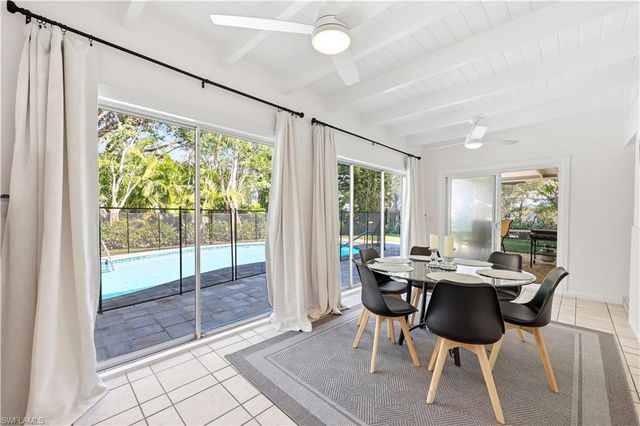 1147 Shady Rest LN, Naples, FL 34103