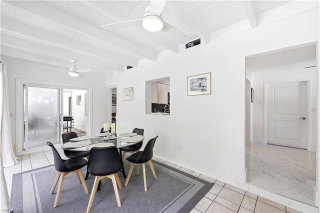 1147 Shady Rest LN, Naples, FL 34103