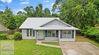 1352 Forest Lake Drive, Hinesville, GA 31313