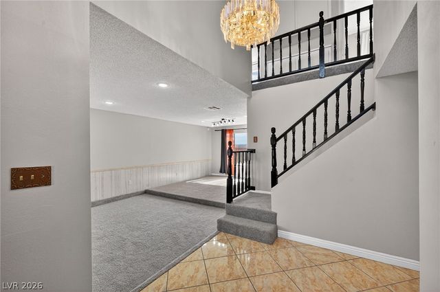 389 Summer Creek Court, Henderson, NV 89002