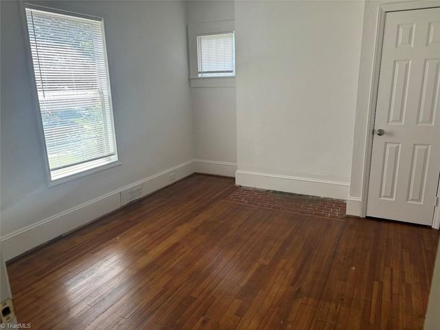 1917 NE 25th Street, Winston-salem, NC 27105