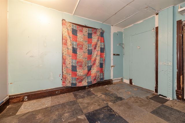 105 W John Street, Durand, MI 48429