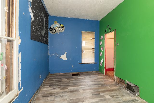 105 W John Street, Durand, MI 48429