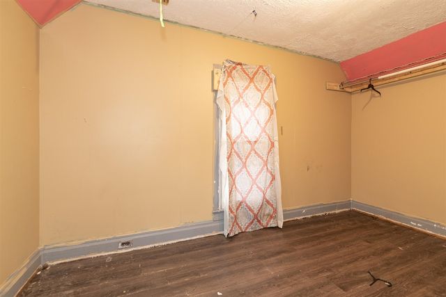 105 W John Street, Durand, MI 48429