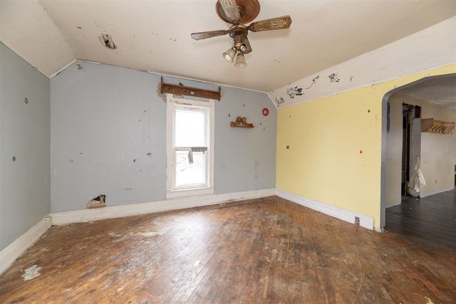 105 W John Street, Durand, MI 48429