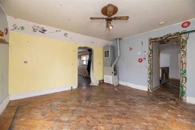 105 W John Street, Durand, MI 48429