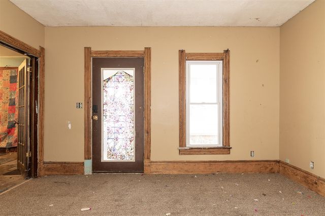 105 W John Street, Durand, MI 48429