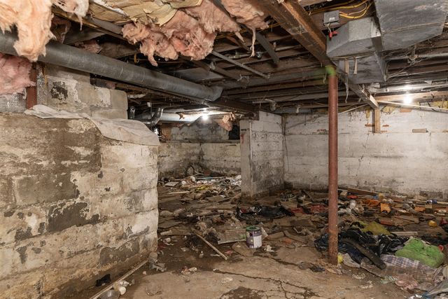 105 W John Street, Durand, MI 48429