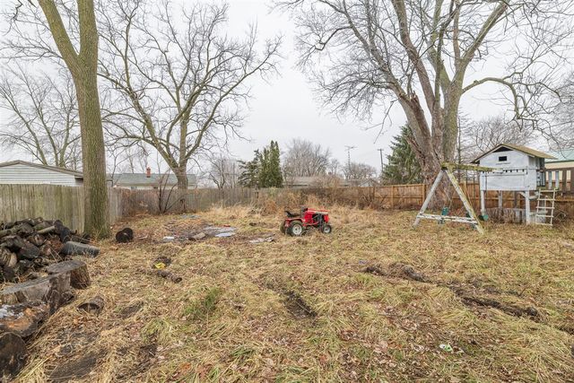 105 W John Street, Durand, MI 48429