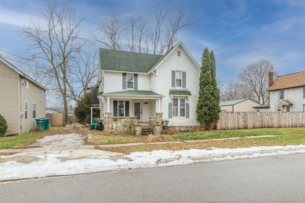 105 W John Street, Durand, MI 48429