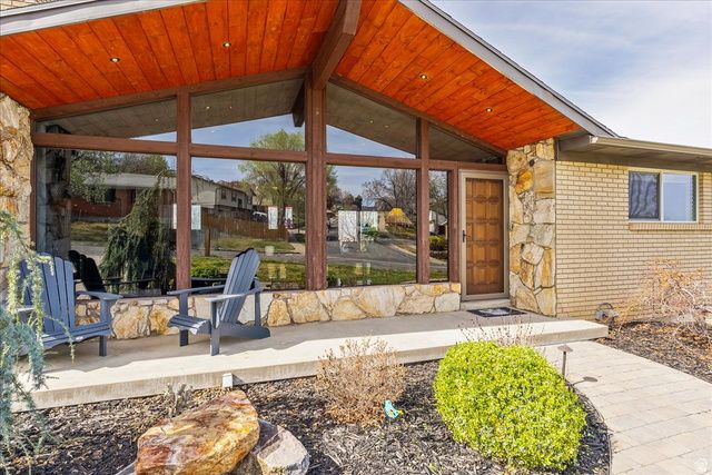 11940 S PINERIDGE RD, Sandy, UT 84094