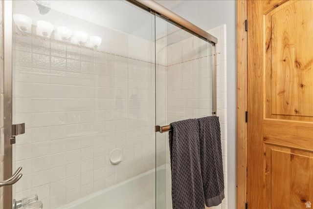 11940 S PINERIDGE RD, Sandy, UT 84094