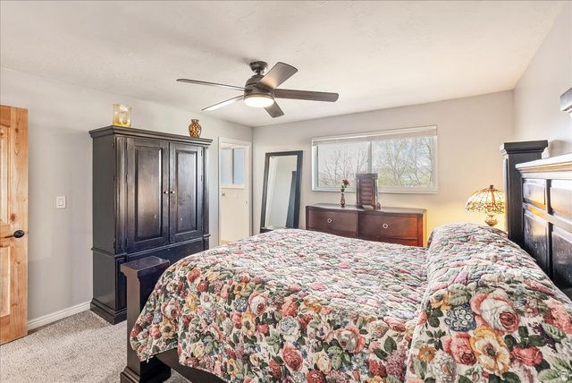 11940 S PINERIDGE RD, Sandy, UT 84094