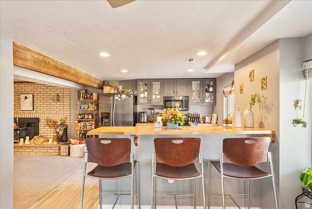 11940 S PINERIDGE RD, Sandy, UT 84094