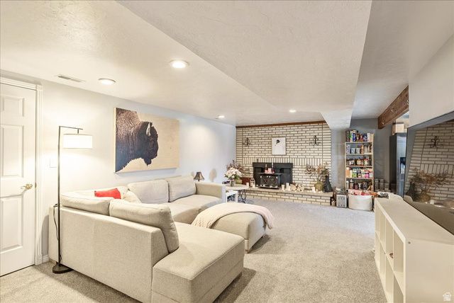 11940 S PINERIDGE RD, Sandy, UT 84094