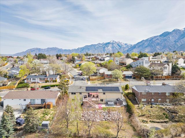11940 S PINERIDGE RD, Sandy, UT 84094
