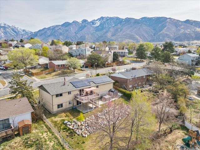 11940 S PINERIDGE RD, Sandy, UT 84094