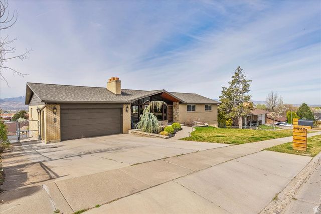 11940 S PINERIDGE RD, Sandy, UT 84094